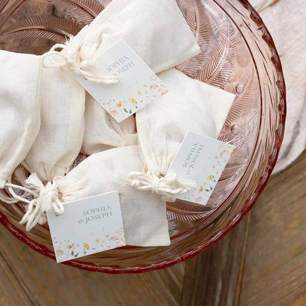 Etiquette perforée mariage jardin bohème