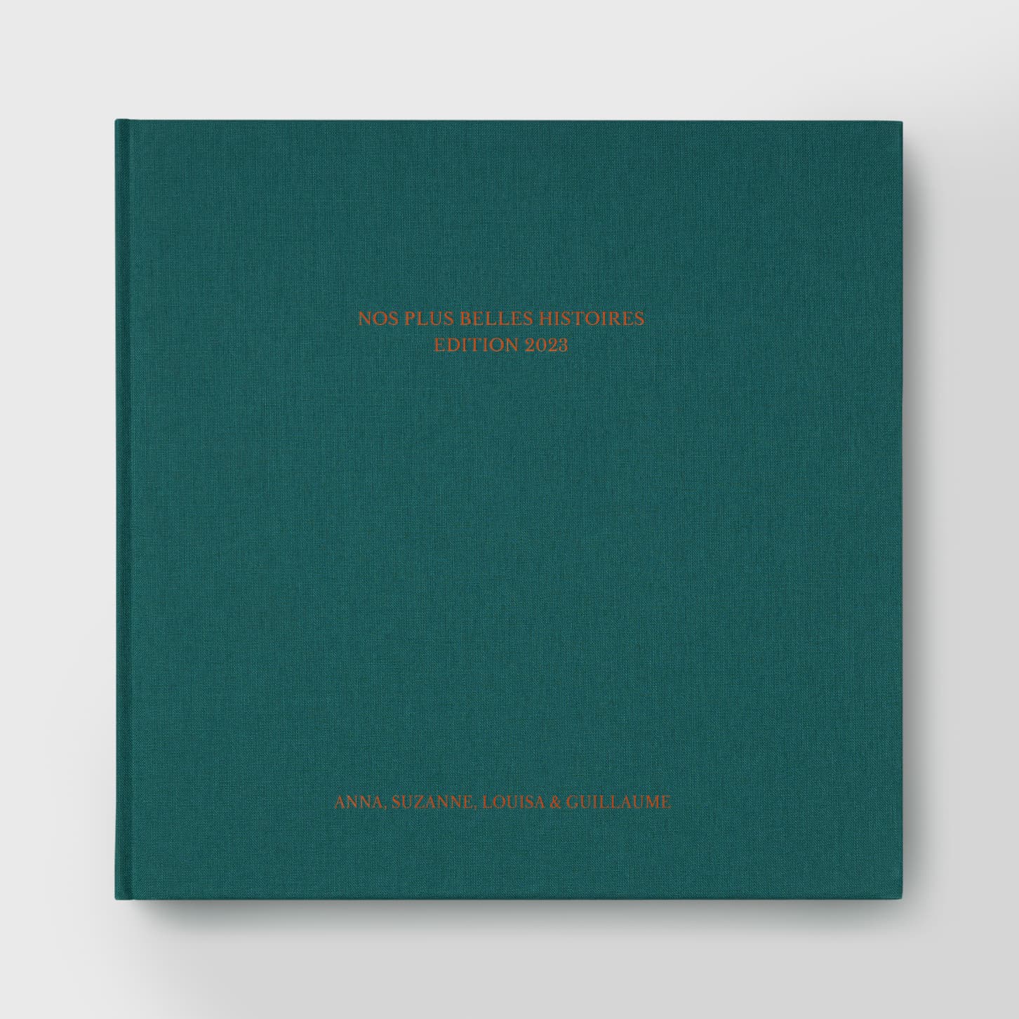 Livre photo couverture tissu titre doré