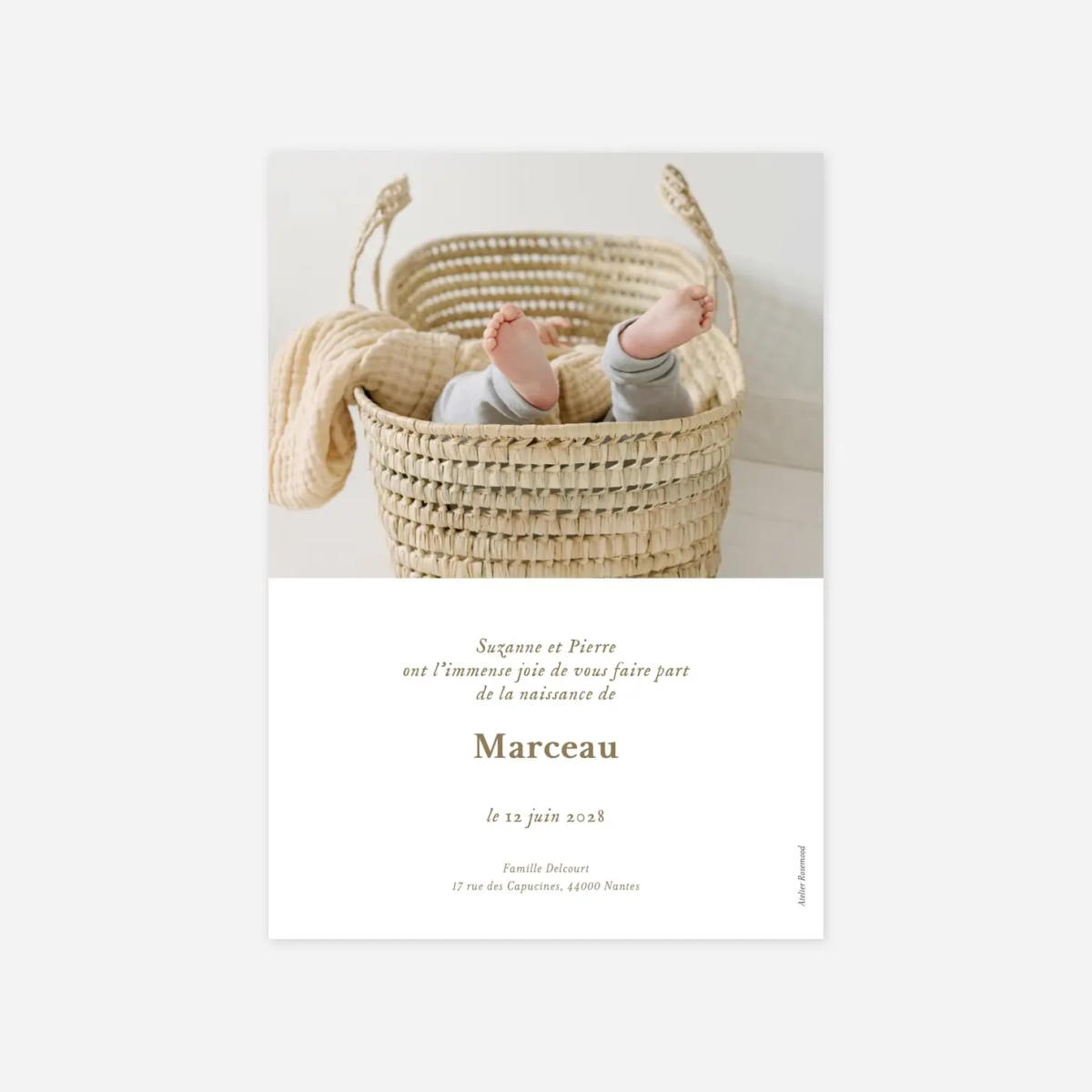 Faire-part naissance Petit médaillon